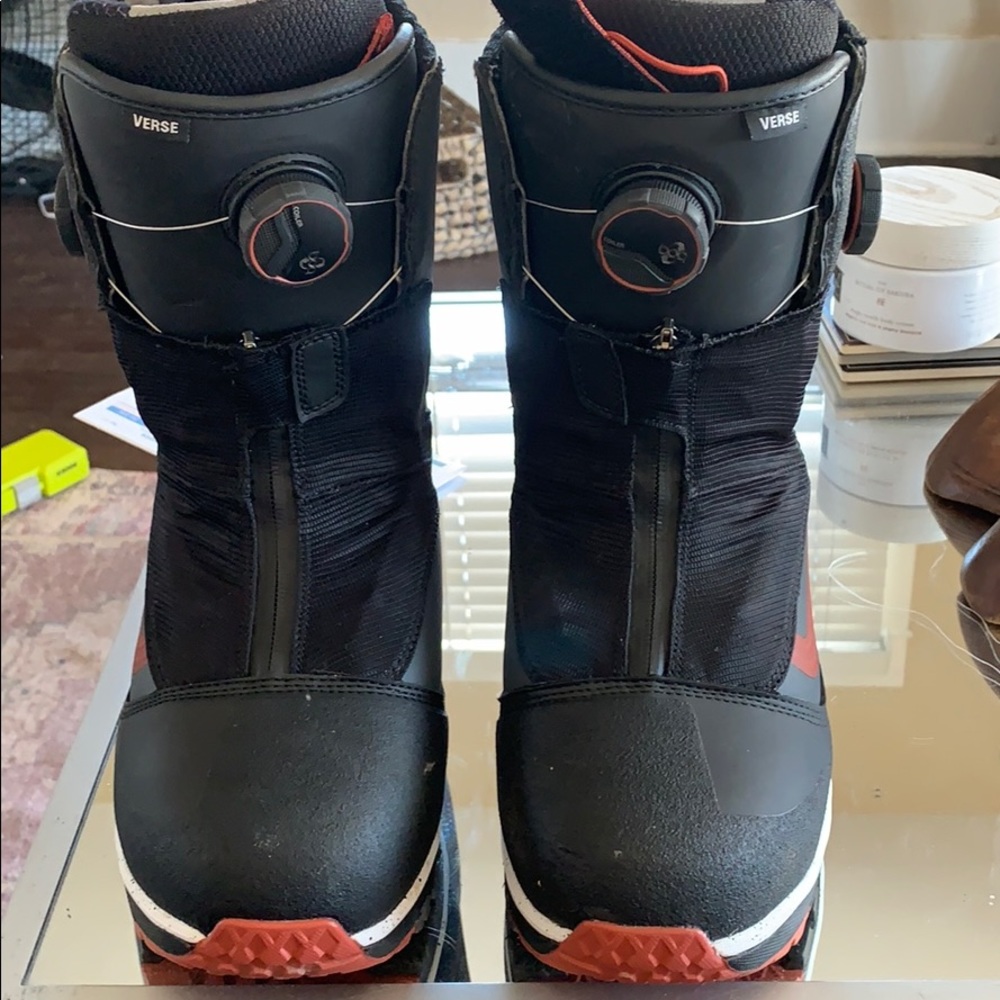 Vans snowboard boots